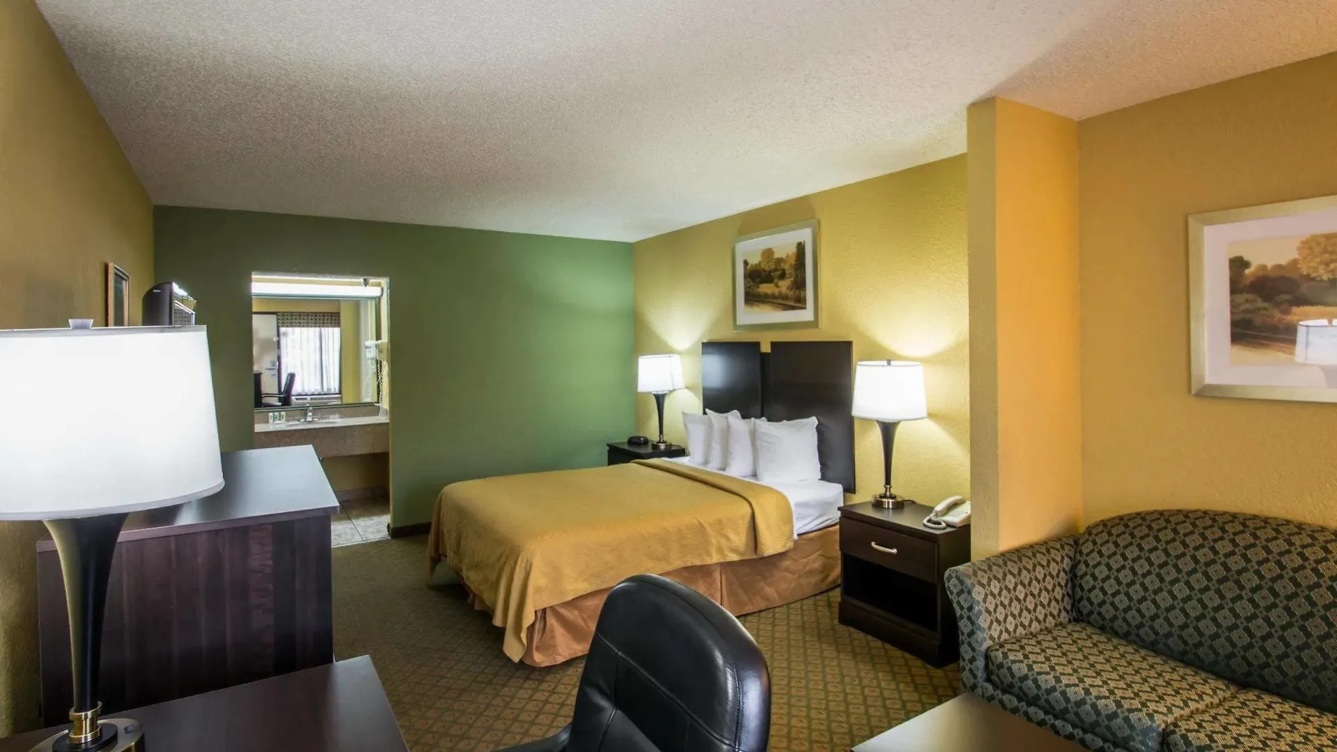 Hotel Quality Inn & Suites Orlando Airport