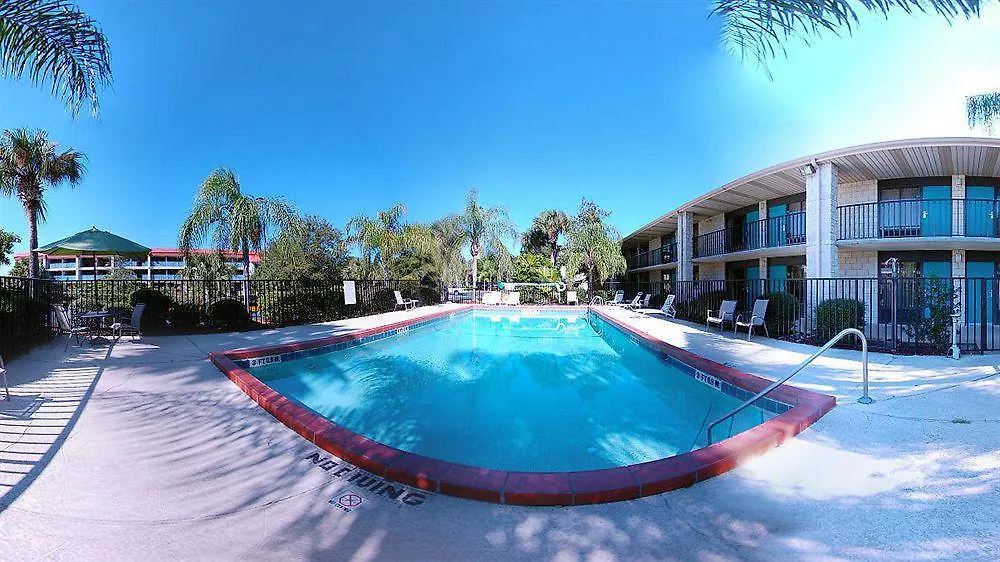 Quality Inn & Suites Orlando Airport